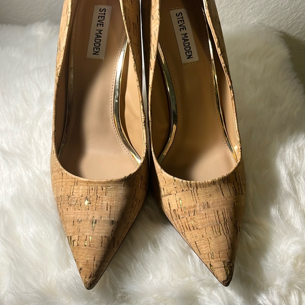 Steve Madden Cork Pumps- size 11M